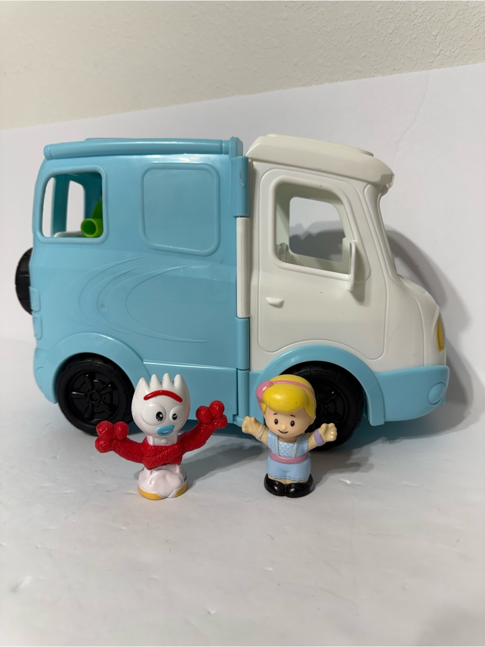 Fisher Price Little People Disney Toy Story Camper Van Tricountry RV w/2 figures